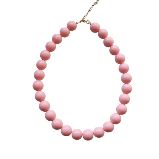 Light pink beads necklace